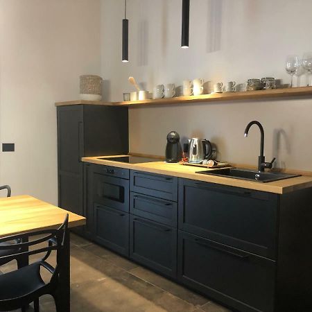 Ferrara 20 Apartments 나폴리 외부 사진
